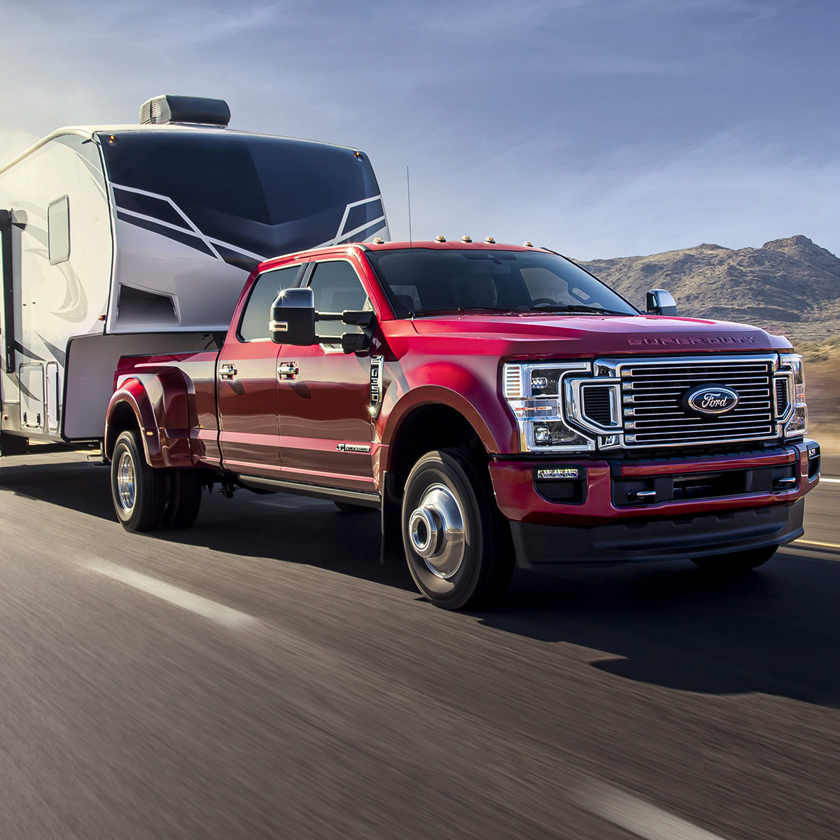 2022 Ford Superduty Driving down the road